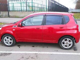 2009 Chevrolet Aveo I Рестайлинг, красный, 550000 рублей, вид 3