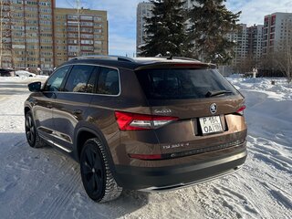 2017 Skoda Kodiaq I, коричневый, 2950000 рублей, вид 4
