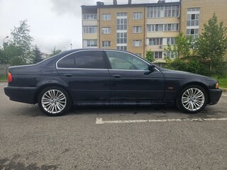 2000 BMW 5 серии 520i IV (E39) Рестайлинг, синий, 600000 рублей, вид 4