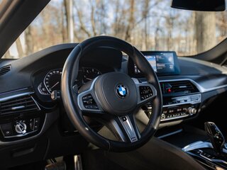 2020 BMW 5 серии 520d xDrive VII (G30/G31/G38) Рестайлинг, белый, 3990000 рублей, вид 3