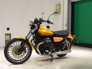 2017 Moto Guzzi V 9, жёлтый, 471000 рублей, вид 4