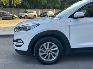 2017 Hyundai Tucson III, белый, 1870000 рублей, вид 5