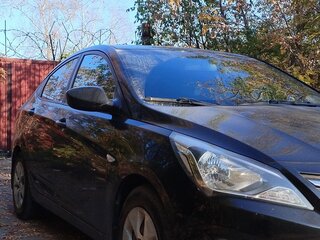 2015 Hyundai Solaris I Рестайлинг, чёрный, 900000 рублей, вид 5