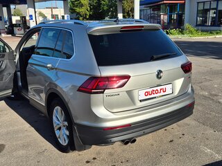 2020 Volkswagen Tiguan II, серый, 3100000 рублей, вид 5