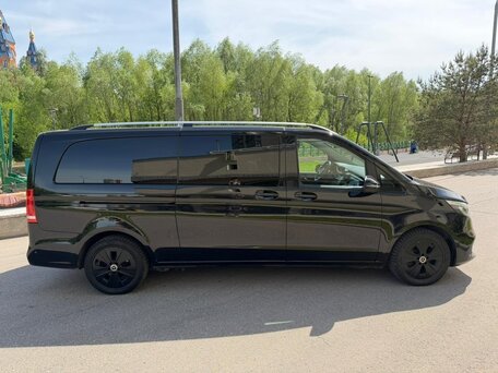 2022 Mercedes-Benz V-Класс Compact 250 d компактный III (W447) Рестайлинг, чёрный, 4900000 рублей, вид 4