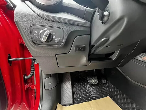 2023 Audi Q2 L 35 TFSI I Рестайлинг, красный, 1700000 рублей - вид 14