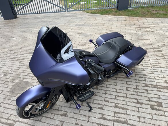 2024 Harley-Davidson Street Glide, пурпурный, 2800000 рублей - вид 9