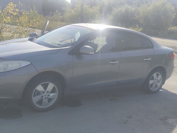 2012 Renault Fluence I, серый, 650000 рублей - вид 6