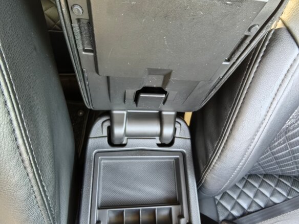 2016 Subaru Forester IV Рестайлинг, серый, 1440000 рублей - вид 16