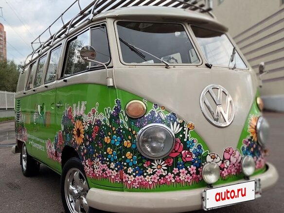1965 Volkswagen Type 2 T1, зелёный - вид 3