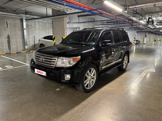 2012 Toyota Land Cruiser 200 Series Рестайлинг 1, чёрный, 4000000 рублей, вид 1