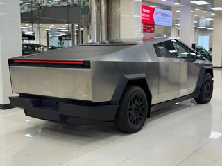 2024 Tesla Cybertruck Cyberbeast, серебристый, 18200000 рублей, вид 5