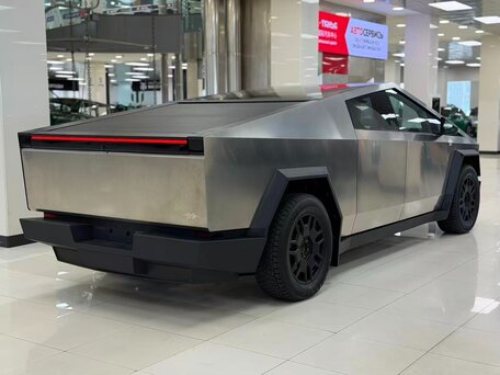 2024 Tesla Cybertruck Cyberbeast, серебристый, 18200000 рублей, вид 5