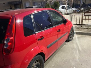 2007 Ford Fiesta Mk5, красный, 430000 рублей, вид 4