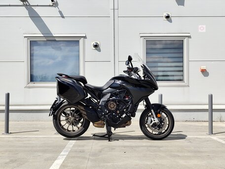 2024 MV Agusta Turismo Veloce 800, чёрный, 1890000 рублей, вид 1
