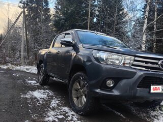 2015 Toyota Hilux VIII, серый, 2590000 рублей, вид 2