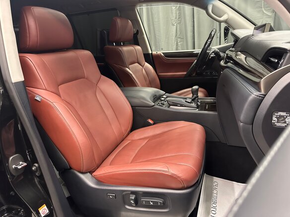 2019 Lexus LX 570 III Рестайлинг 2, чёрный - вид 32