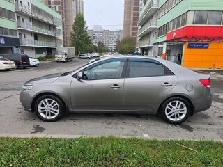 2012 Kia Cerato 6-speed II, серебристый, 901000 рублей, вид 3