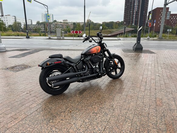 2022 Harley-Davidson Street Bob, чёрный, 1340000 рублей - вид 6