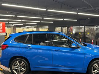 2020 BMW X1 20i xDrive II (F48) Рестайлинг, синий, 4300000 рублей, вид 3