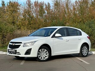 2015 Chevrolet Cruze I Рестайлинг, белый, 770000 рублей, вид 1