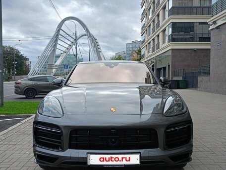 2020 Porsche Cayenne GTS Coupé III, серый, 8950000 рублей, вид 3