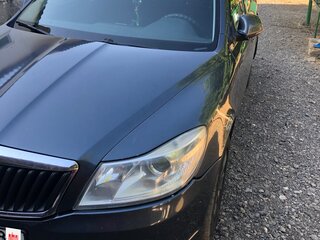 2011 Skoda Octavia II (A5) Рестайлинг, серый, 820000 рублей, вид 3