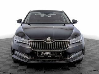 2022 Skoda Superb III Рестайлинг, чёрный, 3400000 рублей, вид 2