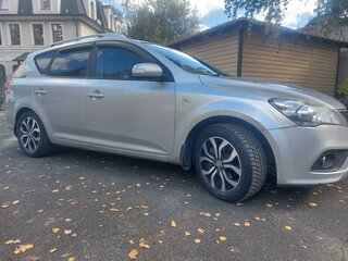 2010 Kia Ceed I Рестайлинг, серебристый, 810000 рублей, вид 2