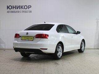 2013 Volkswagen Jetta VI, белый, 899000 рублей, вид 2