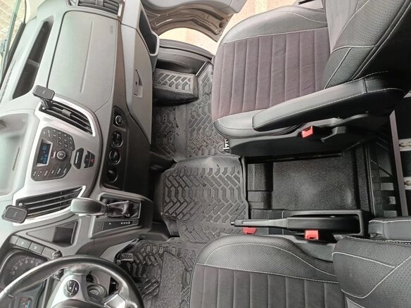 2018 Ford Transit, серый, 4300000 рублей - вид 18