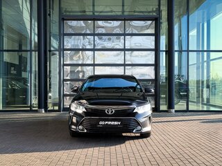 2015 Toyota Camry VII (XV50) Рестайлинг, чёрный, 1899999 рублей, вид 2