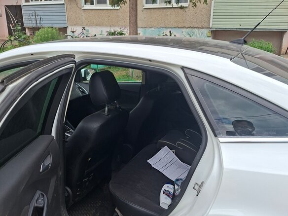 2011 Ford Focus III, белый, 800000 рублей - вид 5