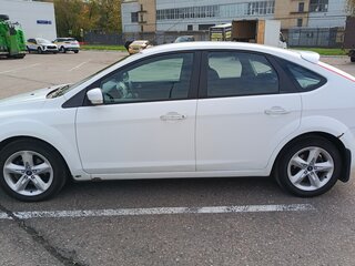2011 Ford Focus II Рестайлинг, белый, 720000 рублей, вид 5
