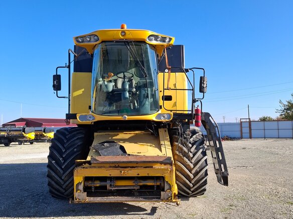 2007 New Holland CS6090, жёлтый, 6500000 рублей - вид 1