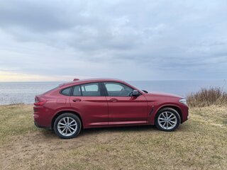 2020 BMW X4 30i II (G02), красный, 3990000 рублей, вид 3
