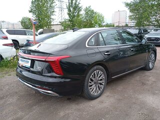 2024 Hongqi H5 II, чёрный, 2405115 рублей, вид 3