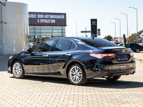 2019 Toyota Camry VIII (XV70), синий, 2345000 рублей, вид 4