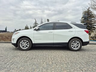 2021 Chevrolet Equinox III, белый, 1950000 рублей, вид 5