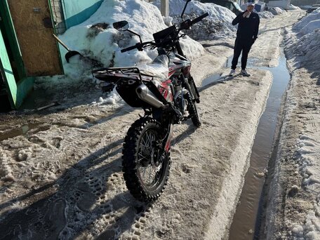 2026 Sycmmc 300, красный, 105000 рублей, вид 2
