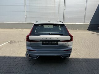 2026 Volvo XC60 II Рестайлинг 2, серый, 8900000 рублей, вид 4