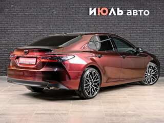 2018 Toyota Camry VIII (XV70), коричневый, 2800000 рублей, вид 4