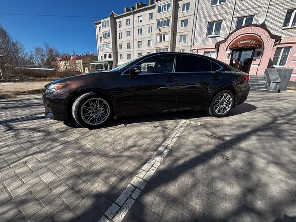 2015 Lexus ES 250 VI, коричневый, 2500000 рублей - вид 3