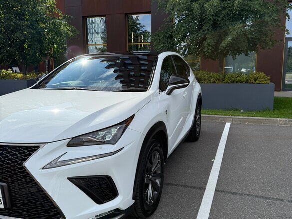 2020 Lexus NX 300 I Рестайлинг, белый, 4250000 рублей