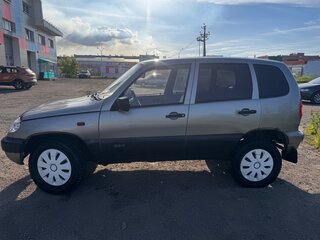 2009 Chevrolet Niva I, серый, 230000 рублей, вид 3