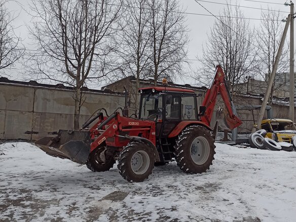 2010 МТЗ (BELARUS) Экскаваторы-погрузчики, красный, 2050000 рублей - вид 1