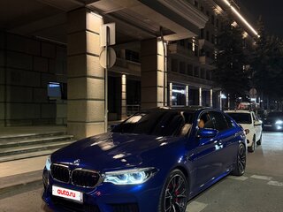 2018 BMW M5 VI (F90), чёрный, 7990000 рублей, вид 2