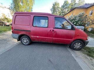1996 Nissan Vanette Cargo III, красный, 310000 рублей, вид 4