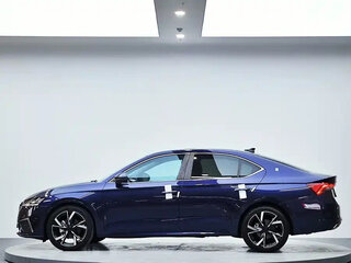 2022 Skoda Octavia IV (A8), синий, 2171255 рублей, вид 4