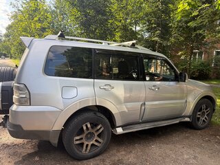 2007 Mitsubishi Pajero IV, серый, 800000 рублей, вид 2